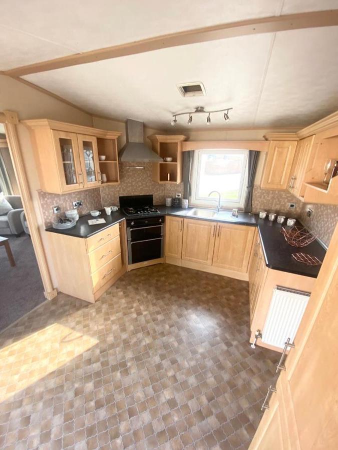 Luxury 2 Bedroom 2 Bathroom Caravan-Small Sofa 1 Pers Saint Osyth Dış mekan fotoğraf