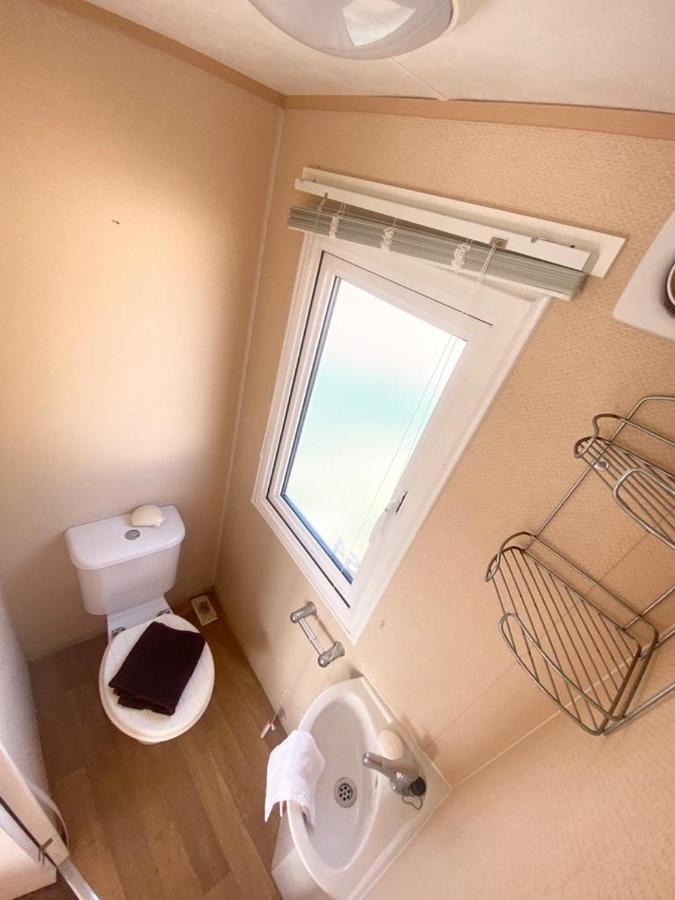 Luxury 2 Bedroom 2 Bathroom Caravan-Small Sofa 1 Pers Saint Osyth Dış mekan fotoğraf